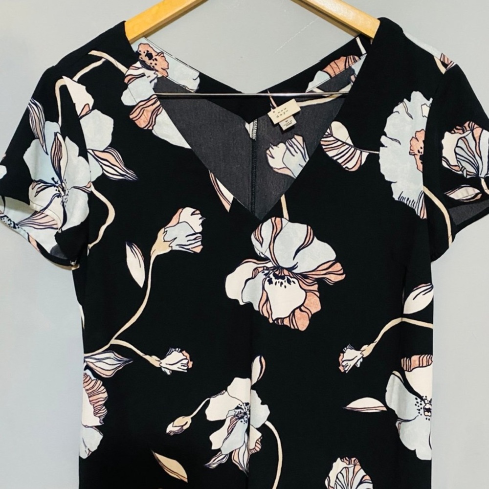 a new day Floral V Neck Dress size Medium - Picture 1 of 6